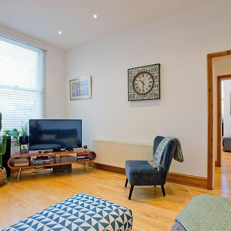 Spacious Highbury Fields 1 Bedroom Apartment - Parking By Request London Eksteriør billede