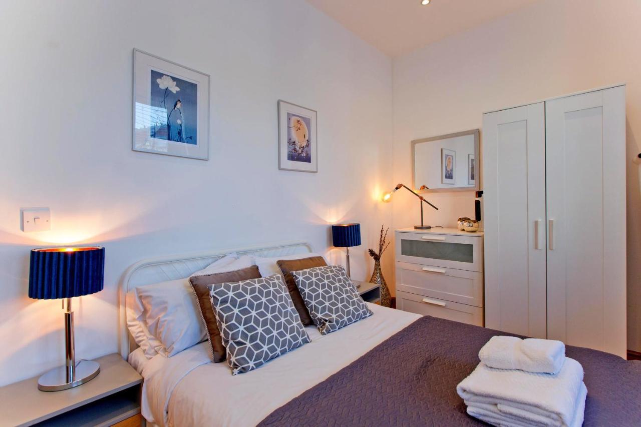 Spacious Highbury Fields 1 Bedroom Apartment - Parking By Request London Eksteriør billede