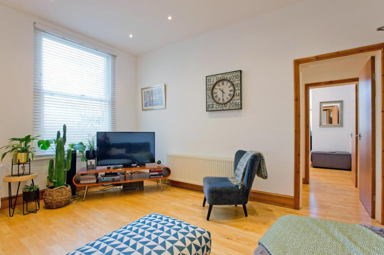 Spacious Highbury Fields 1 Bedroom Apartment - Parking By Request London Eksteriør billede